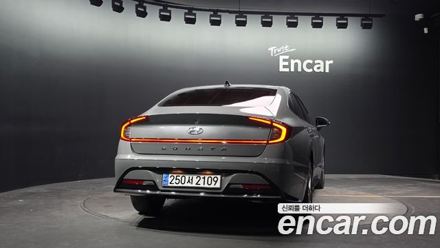 Hyundai Sonata (DN8) 2.0 Premium Plus 2022 — фото 4