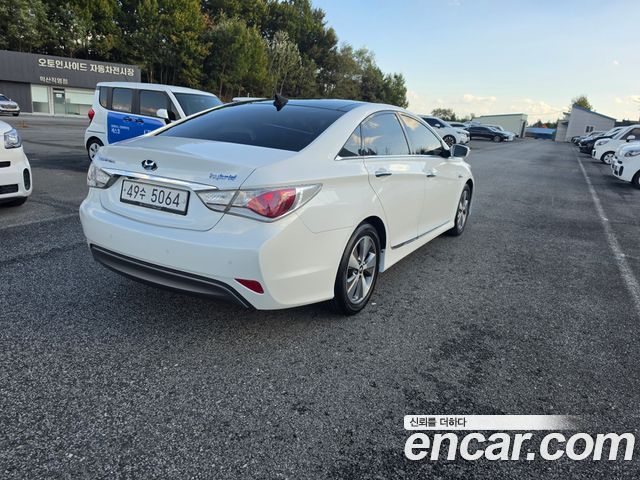 Hyundai Sonata Hybrid 2.0 Premium 2012 — фото 4