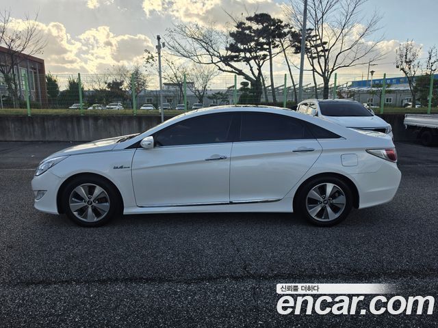 Hyundai Sonata Hybrid 2.0 Premium 2012 — фото 7