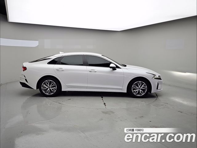 Kia K5 Hybrid (III) Signature 2022 — фото 3