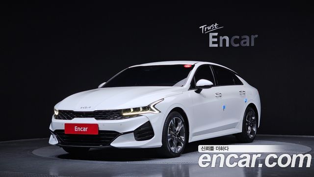 Kia K5 (III) 2.0 Noblesse