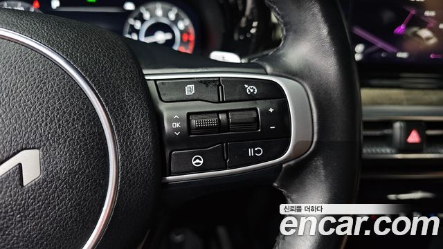 Kia K5 (III) 2.0 Noblesse 2023 — фото 16