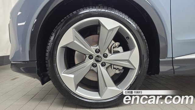 Audi Q4 e-tron (F4) 45 Premium Sportback 2026 — фото 5