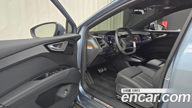Audi Q4 e-tron (F4) 45 Premium Sportback 2026 — фото 10
