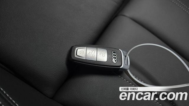 Audi Q4 e-tron (F4) 45 Premium Sportback 2026 — фото 27