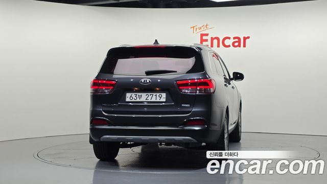 Kia Sorento Diesel 2.0 2WD Prestige 2017 — фото 4