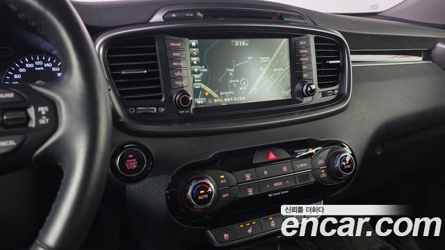 Kia Sorento Diesel 2.0 2WD Prestige 2017 — фото 13