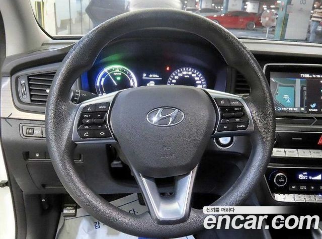 Hyundai Sonata New Rise Hybrid Smart 2018 — фото 8