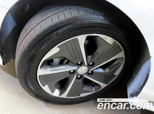 Hyundai Sonata New Rise Hybrid Smart 2018 — фото 24