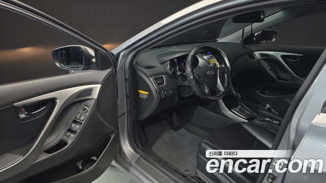 Hyundai Avante (MD) M16 GDI Modern 2013 — фото 10