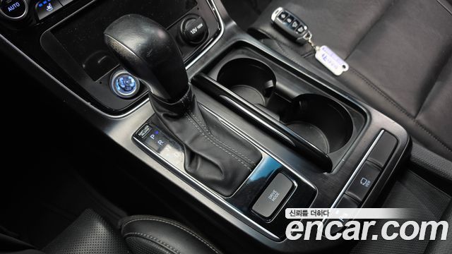 Hyundai Grandeur (IG) 3.0 LPI Taxi individual 2019 — фото 9