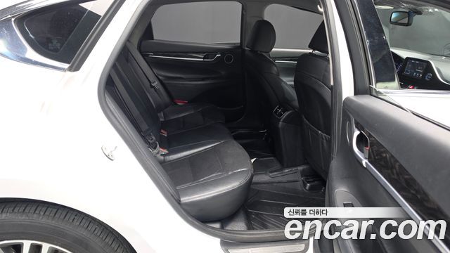 Hyundai Grandeur (IG) 3.0 LPI Taxi individual 2019 — фото 11