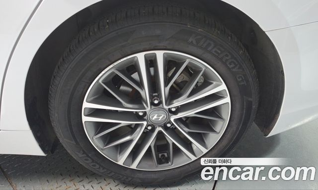 Hyundai Grandeur (IG) 3.0 LPI Taxi individual 2019 — фото 21