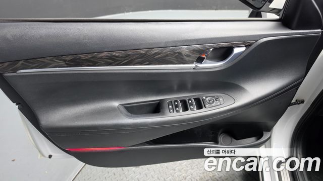 Hyundai Grandeur (IG) 3.0 LPI Taxi individual 2019 — фото 24