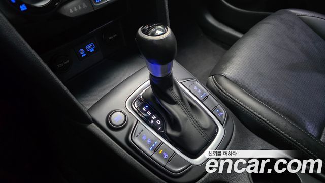 Hyundai Kona 1.6 Turbo 2WD Modern pop 2018 — фото 9