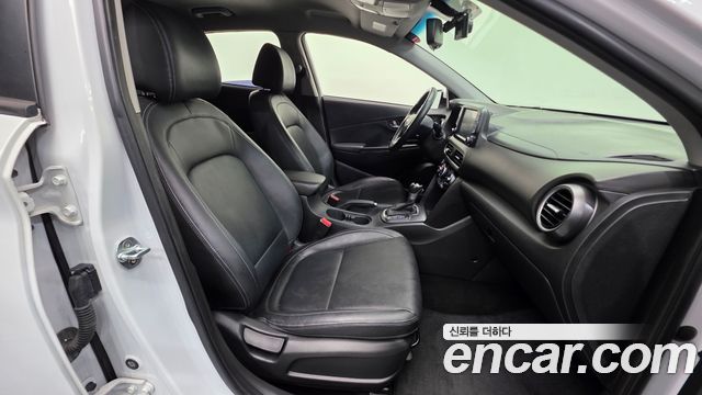 Hyundai Kona 1.6 Turbo 2WD Modern pop 2018 — фото 10