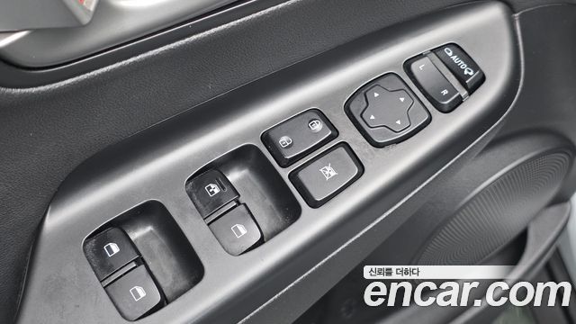 Hyundai Kona 1.6 Turbo 2WD Modern pop 2018 — фото 12