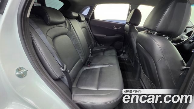 Hyundai Kona 1.6 Turbo 2WD Modern pop 2018 — фото 29