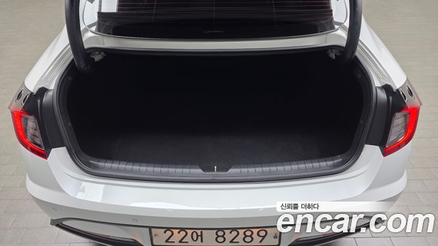 Hyundai Sonata (DN8) 2.0 Premium Family 2020 — фото 16