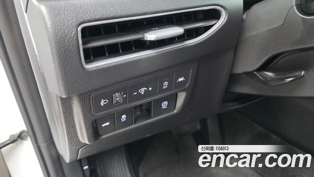 Hyundai Sonata (DN8) 2.0 Premium Family 2020 — фото 18