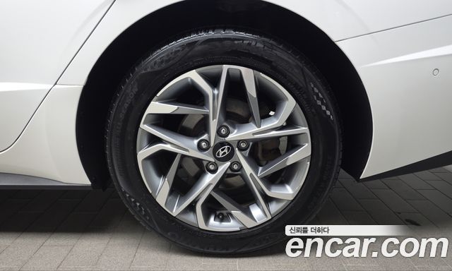 Hyundai Sonata (DN8) 2.0 Premium Family 2020 — фото 21