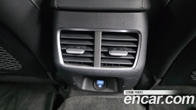 Hyundai Sonata (DN8) 2.0 Premium Family 2020 — фото 30