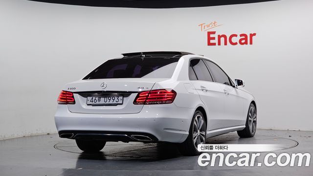Mercedes-Benz E-Class (W212) E300 4MATIC Avantgarde 2016 — фото 2