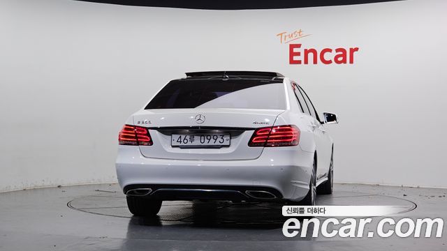 Mercedes-Benz E-Class (W212) E300 4MATIC Avantgarde 2016 — фото 4