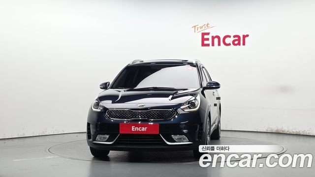 Kia Niro Prestige 2018 — фото 3