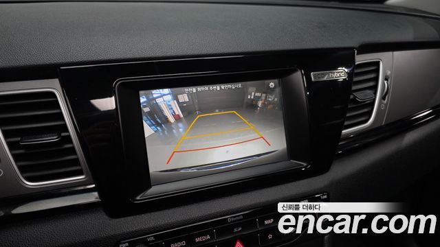 Kia Niro Prestige 2018 — фото 20