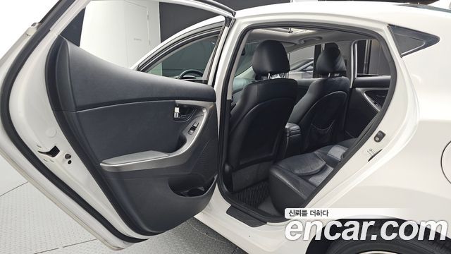 Hyundai Avante (MD) M16 GDI Premium 2013 — фото 12