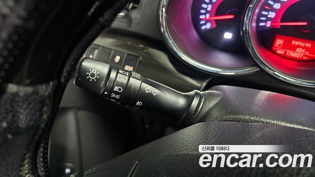 Kia Sorento R Diesel 2.0 2WD TLX High-Deluxe 2012 — фото 30