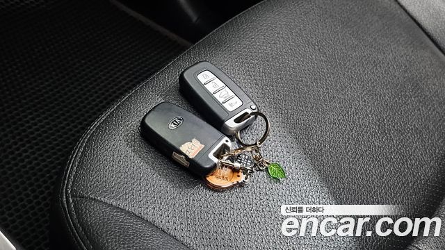 Kia Sorento R Diesel 2.0 2WD TLX High-Deluxe 2012 — фото 33