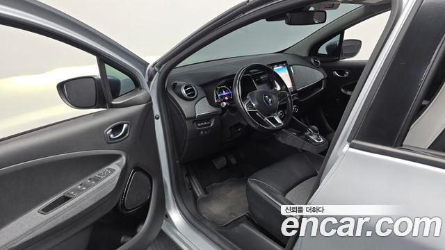 Renault Korea Zoe Intens Eco 2021 — фото 10
