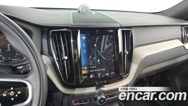 Volvo XC60 (II) D5 Inscription 2018 — фото 13
