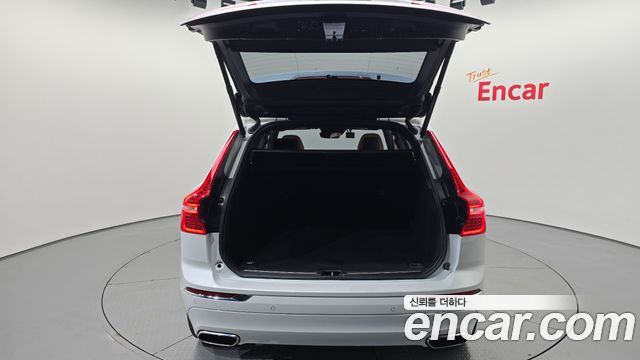 Volvo XC60 (II) D5 Inscription 2018 — фото 20
