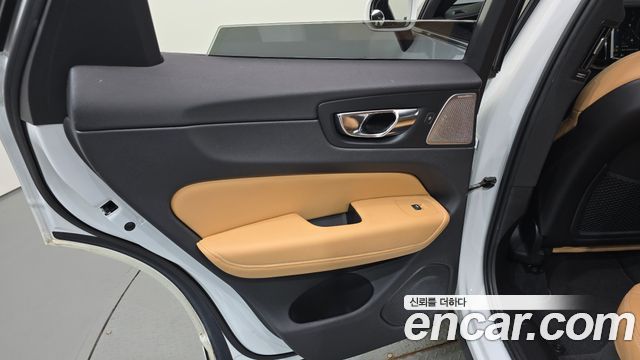 Volvo XC60 (II) D5 Inscription 2018 — фото 25