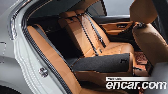 BMW 3 Series (F30) 320i Luxury 2018 — фото 13