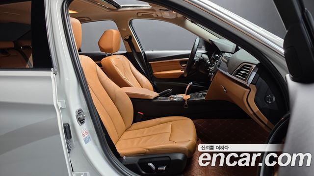 BMW 3 Series (F30) 320i Luxury 2018 — фото 26