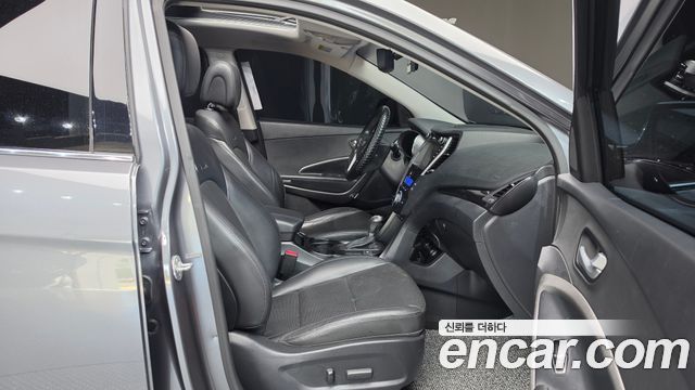 Hyundai Santa Fe (DM) Diesel(e-VGT) 2.0 4WD Exclusive 2015 — фото 10