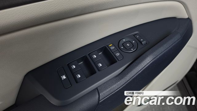Kia Sportage (V) Gasoline 1.6 Turbo 2WD Signature X Line 2026 — фото 29