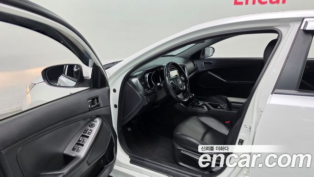 Kia K5 LPI Deluxe 2014 — фото 10
