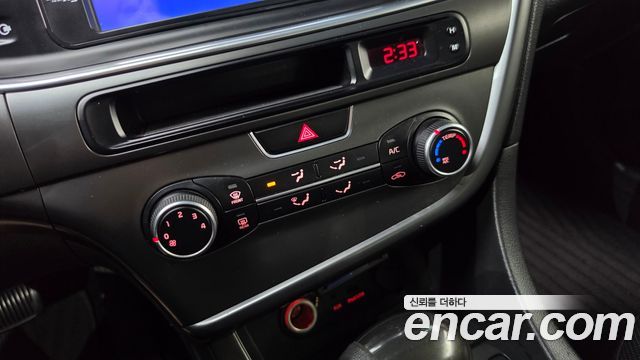Kia K5 LPI Deluxe 2014 — фото 19