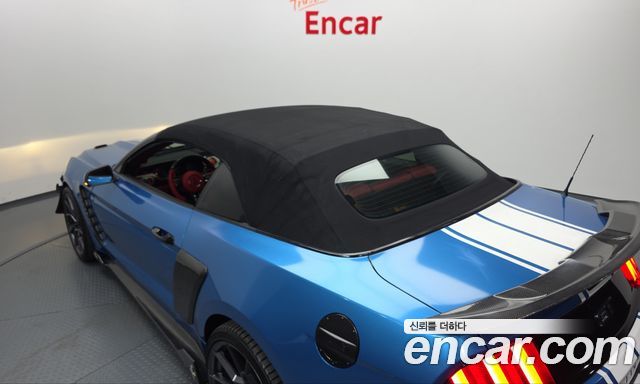 Ford Mustang GT Convertible 2015 — фото 28