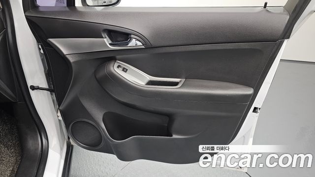 Chevrolet Orlando LPG LS Deluxe 2015 — фото 30