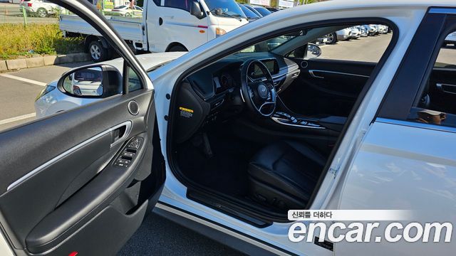 Hyundai Sonata (DN8) 2.0 Premium 2020 — фото 10
