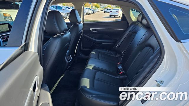 Hyundai Sonata (DN8) 2.0 Premium 2020 — фото 12