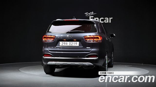 Kia Sorento Diesel 2.0 2WD Prestige 2016 — фото 4