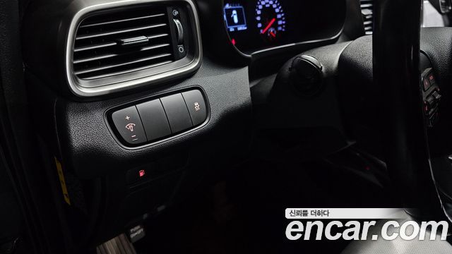 Kia Sorento Diesel 2.0 2WD Prestige 2016 — фото 16
