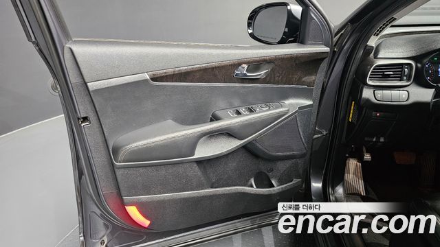 Kia Sorento Diesel 2.0 2WD Prestige 2016 — фото 24